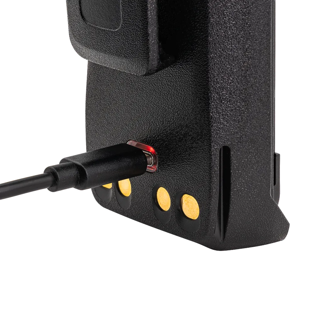 MBAT-R5-USBC-2400 - Plug-In.webp